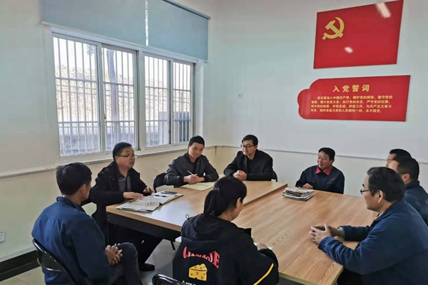 梅龍街道:夯實非公黨??揚起“紅色航帆”_副本.jpg 梅龍街道:夯實非公黨??揚起“紅色航帆”_副本.jpg